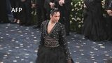 デュア・リパさんらがイスラエルへの武器販売停止を求め署名 「ガザ惨劇への加担を断ち切って」英首相に訴え|TBS NEWS DIG