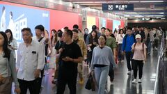 中国9月の若者失業率17.6％　高止まり続く| TBS CROSS DIG with Bloomberg