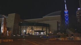 「人が刺されている」福岡市総合図書館で男女3人が刃物を持った中年の男に襲われる　腹を刺された男性が重傷　殺人未遂容疑で男を現行犯逮捕|TBS NEWS DIG