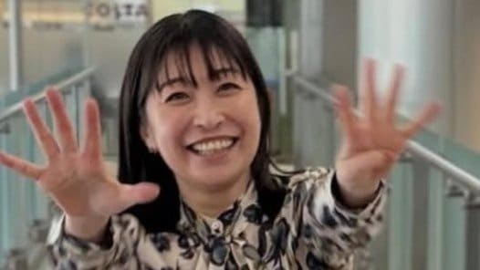 【 小野真弓 】　45歳の誕生日を報告　「なかなか大人になりきれず発展途上のままの私ですが」「コツコツ頑張っていきます」|TBS NEWS DIG