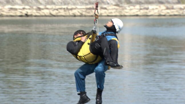 ロープを使った被災者救助やドローンでの被害把握など 県警が大規模災害を想定した実践訓練【岡山】|TBS NEWS DIG