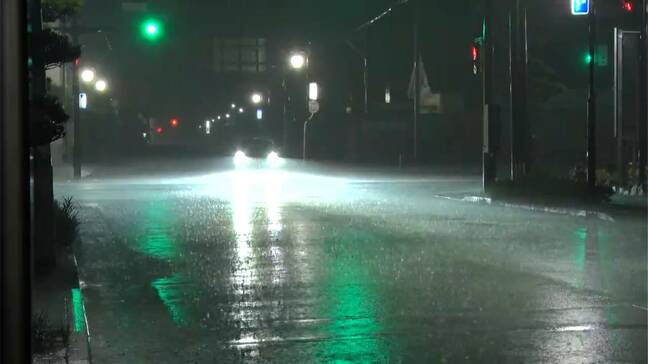 梅雨前線が九州南部に停滞　指宿は平年ひと月の約9割に　鹿児島|TBS NEWS DIG