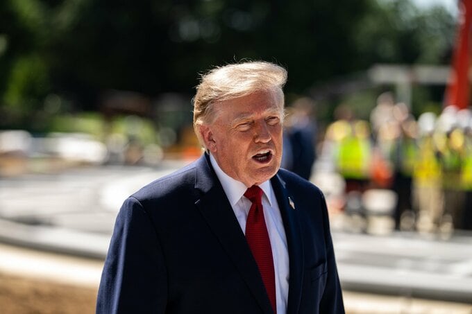 トランプ米大統領、ベッセント財務長官に国債市場への介入指示せず