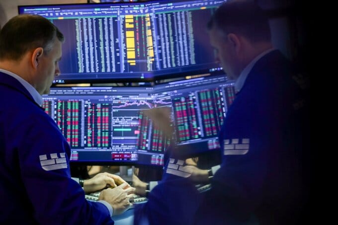 アジア株、過去最高値更新－ベネズエラ情勢懸念で原油は不安定な動き