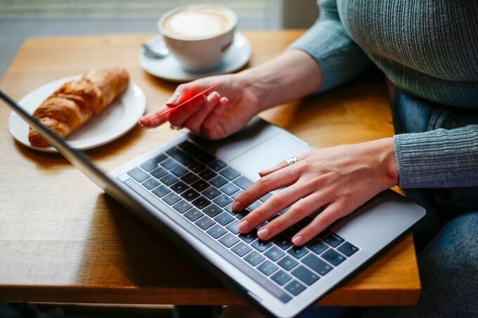 米消費者信用スコア、2009年以来の大幅な低下－Z世代の落ち込み顕著