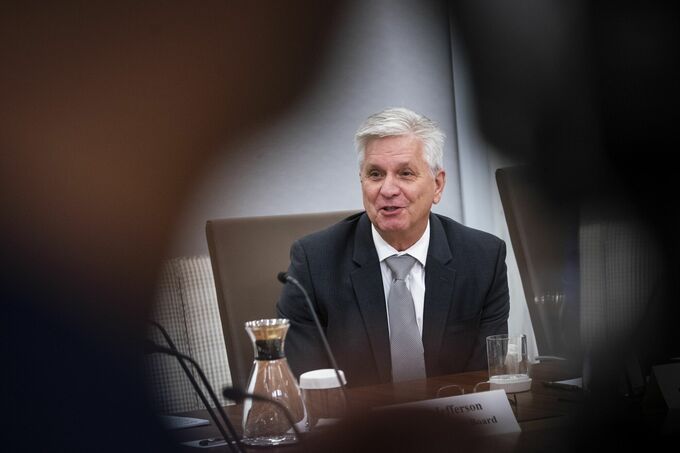 ウォラー氏､次期ＦＲＢ議長の最有力候補に浮上-トランプ氏側近が評価