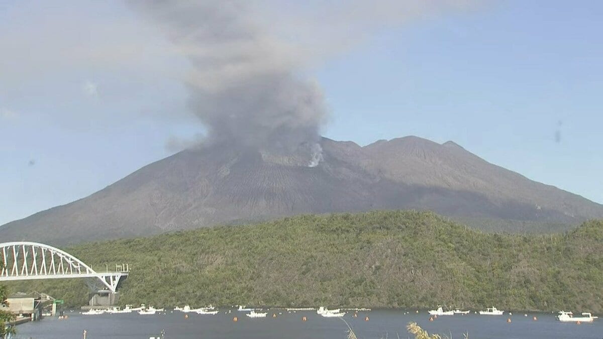 桜島で噴火あいつぐ 最高で噴煙1800ｍ【きょう・あすの降灰予報】鹿児島