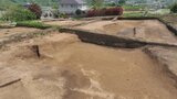 「県全体の古墳時代の歴史を変えるような発見」県内最大の前方後方墳を発掘 山梨・中央市 | 山梨のニュース | UTYテレビ山梨