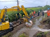 JR山陰線の線路に、田んぼの泥水が流入…倉吉～伯耆大山駅間で運転見合わせ　|　BSSニュース | BSS山陰放送