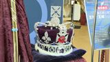 “本物”には317カラットのダイヤが！英国王戴冠式で使う「王冠」レプリカなどを展示＝静岡市|TBS NEWS DIG