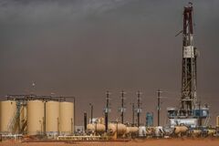 原油急落で米シェール減速、掘削装置４％削減へ－業界調査| TBS CROSS DIG with Bloomberg