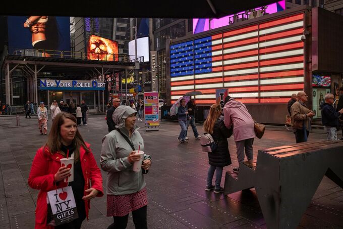 米国債、月間リターンが今年初のマイナスへ－財政懸念で逆風強まる