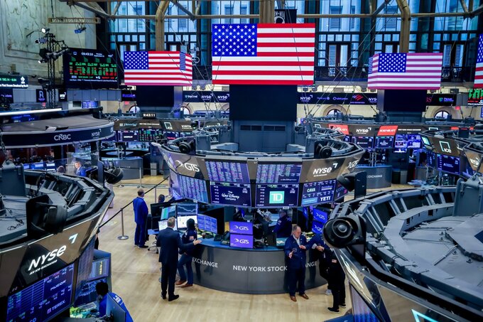 【米国市況】30年債利回りが一段と上昇、原油安で株は堅調－円急伸