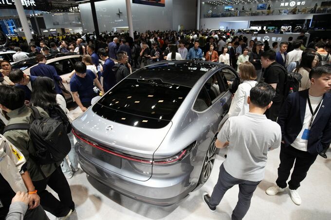 中国ＮＩＯ、激しいＥＶ値下げ競争直撃－売上高が予想下回る