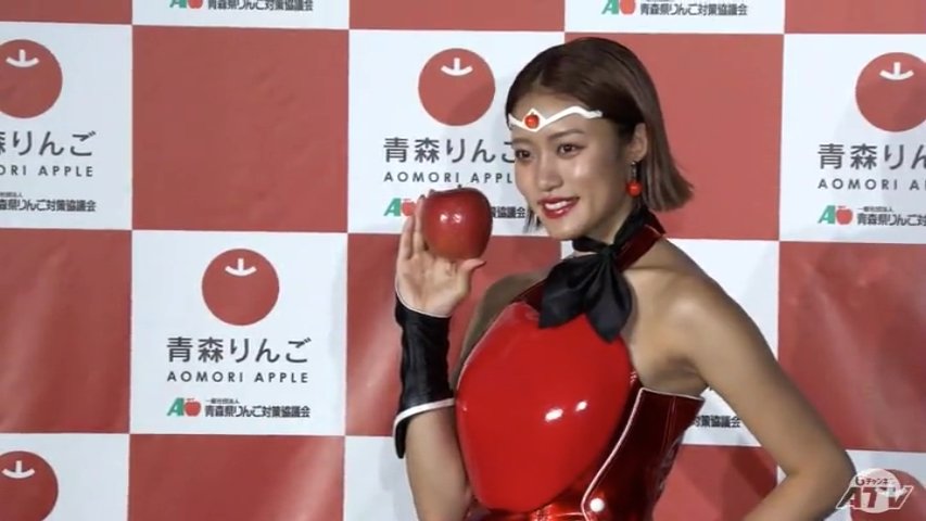 王林さん大雨被害の農家へエール！「オゥ！りんごウーマン」就任で天然