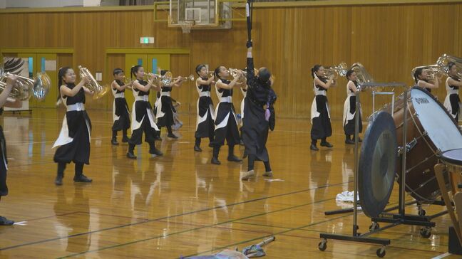 「昨年を超える伝説のショーを」2年連続の金賞&“日本一”へ…奥田ジュニアマーチングバンド 壮行会で迫力あるパフォーマンス披露 富山|TBS NEWS DIG