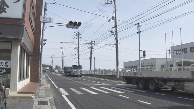 信号の柱に車が衝突　助手席の男性が重体　車を運転していたベトナム国籍で自称・通訳の男性の呼気からは基準値超のアルコールも検出　広島|TBS NEWS DIG