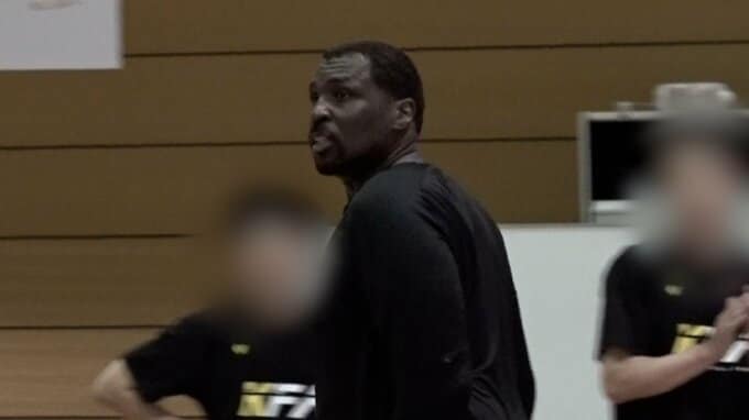 【小寺ハミルトンゲイリー選手】　熊本市で20代の女性に同意なく胸を触るなどわいせつな行為をしたうえ女性が身に着けていた下着を盗んだ疑い　容疑を否認【香川ファイブアローズ】|TBS NEWS DIG