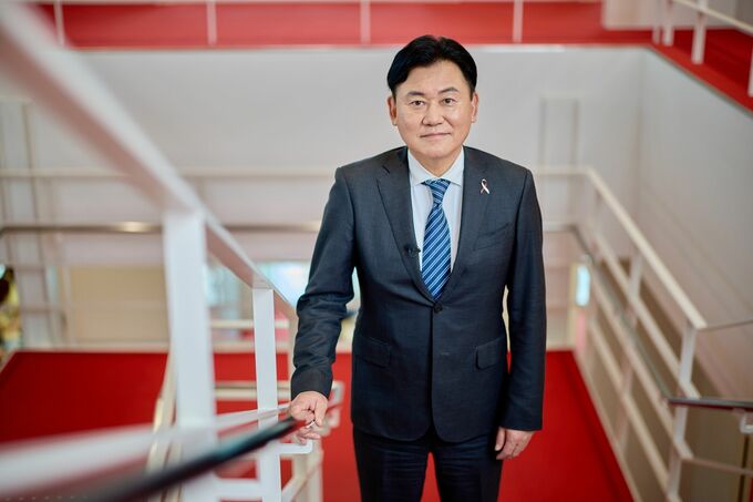 楽天Ｇ三木谷社長、モバイル事業はＡＩビジネスに必要と強調