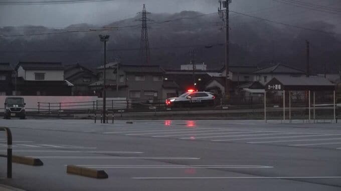 商業施設の駐車場で男性が切りつけられ全治2か月の大けが 被害者と逃走中の男の間に面識なし 石川・七尾市|TBS NEWS DIG