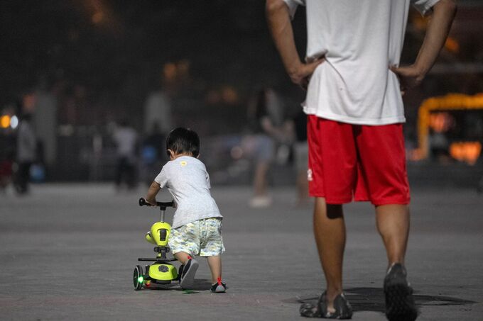 お金より育児環境、国連が少子化対策の方向転換を提言－報告書