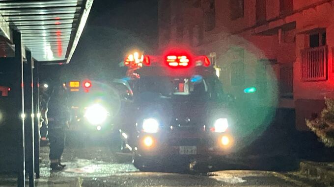 市営団地の一室で火事　女性が死亡　火事のあと50代女性と連絡取れず|TBS NEWS DIG