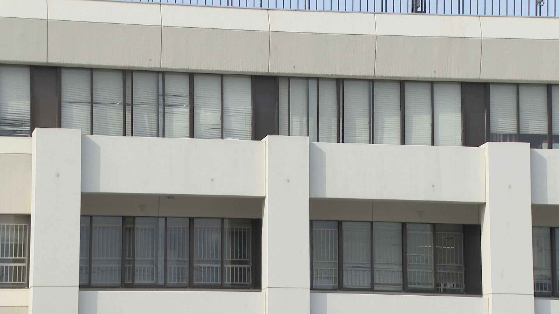 14歳の中学生ら2人がコカインを使用した疑いで逮捕　