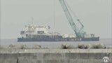座礁船の機関室部分を八戸港にひき入れ　撤去完了は来年３月末　青森県|TBS NEWS DIG