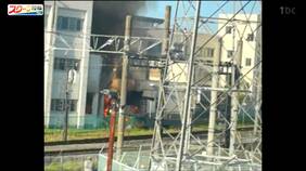 「屋根がめくれて火が上がった」中学校で爆発音14回以上、職員作業室や軽トラックなど焼ける 宮城・東松島市|TBS NEWS DIG