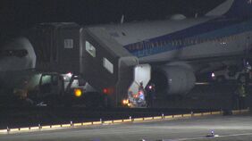 【続報】新千歳発広島行ANA1272便 コンクリート製の台座乗り越え停止か 着陸した後工事区間に誤進入 広島空港|TBS NEWS DIG