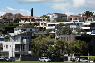 ニュージーランド住宅価格、3年超ぶり安値－景気回復に暗雲| TBS CROSS DIG with Bloomberg