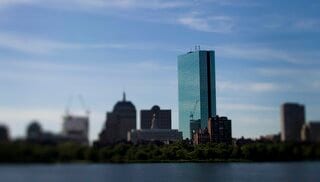 ソフトウエア企業のデフォルト率、AI脅威論で2桁に上昇も－ベイン| TBS CROSS DIG with Bloomberg