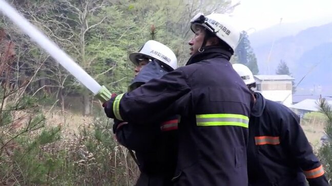 【大槌町山林火災】一夜明け延焼中　消火活動つづく　けが人も　岩手|TBS NEWS DIG