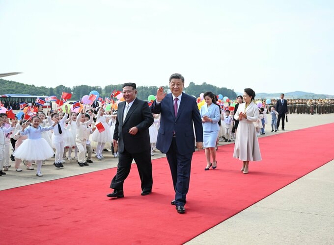 中国の習主席、北朝鮮と金総書記への支持不変と表明－条約締結65年で