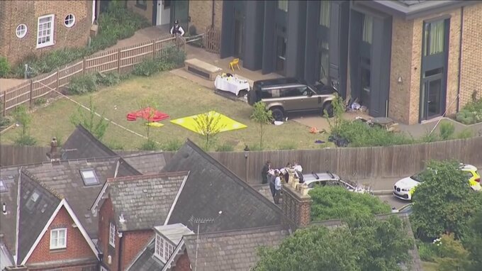 イギリス　ウィンブルドンの小学校に車　8歳女児死亡　警察はテロ否定|TBS NEWS DIG