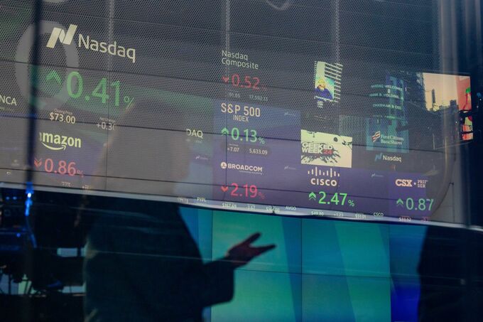 カーソン・ブロック氏、「目をつぶって買え」中国ではなく米国株