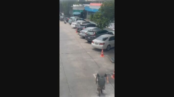 タイ・バンコクの観光地近くで銃撃事件　5人死亡　容疑者は銃で自殺|TBS NEWS DIG