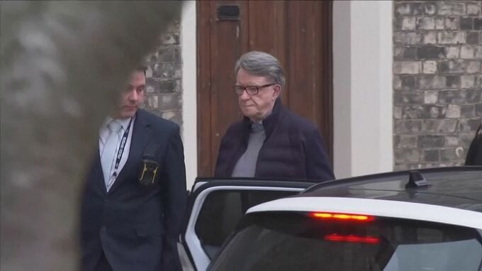 イギリスのマンデルソン前駐米大使が逮捕　公務上の不正行為の疑い　エプスタイン氏に情報漏洩か|TBS NEWS DIG