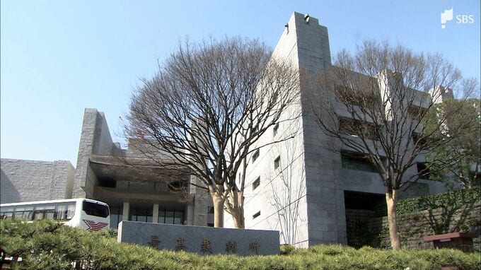 ハンマーで祖父母と兄殴り殺害 元警察官の懲役30年確定へ “別人格の犯行”と無罪主張も上告棄却＝最高裁|TBS NEWS DIG