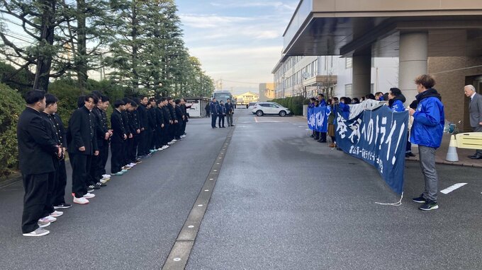 「必ず花園で1勝できるように」主将が抱負　富山第一が花園へ出発　開幕試合で流通経大柏と対戦　高校ラグビー　|　富山のニュース｜天気・防災｜チューリップテレビ