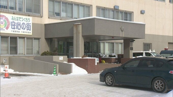 新千歳空港行き連絡バスの左後タイヤ2本脱落“異変”に気づいた運転手が停車するも異常見つけられず運転再開…30分後脱落　乗客約15人けがなし　|　北海道のニュース｜HBC北海道放送