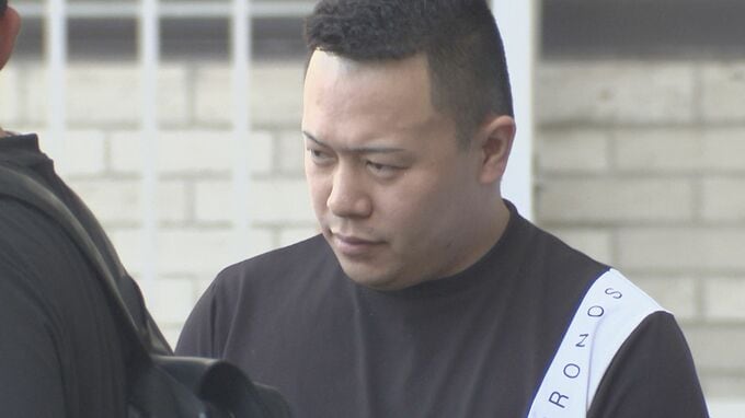 警視庁や大分県警の警察官などを装った特殊詐欺Gの現金回収か…指定暴力団住吉会系「幸平一家」傘下組織の組員の男（25）逮捕　関係先を家宅捜索|TBS NEWS DIG