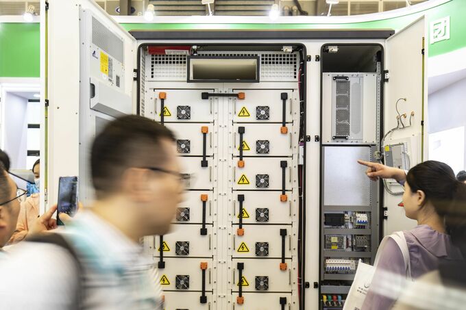 中国、エネルギー貯蔵容量の倍増目指す－2027年までに