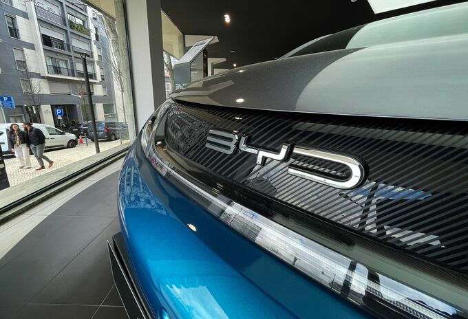 ＢＹＤ株に売り、値下げ競争に当局が監視強める－５月販売は好調