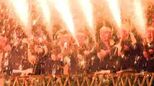 爆竹&花火で「熱い・うるさい・耳栓が必要」 岐阜の奇祭“火祭”が4年ぶりに復活 外国人観光客もビックリ大満足 | 名古屋・愛知・岐阜・三重のニュース【CBC news】 | CBC web