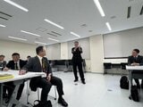 「個人の責任に負わせずチームでエラー防止を」日本航空機長による組織マネジメント研修を初開催 法務省矯正局|TBS NEWS DIG