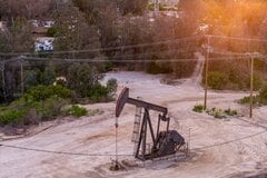 原油続伸で1カ月ぶり高値、ブレント84ドル台－供給混乱の懸念広がる| TBS CROSS DIG with Bloomberg
