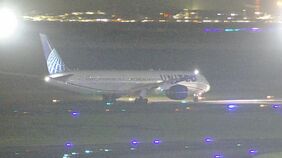 【速報】羽田-シカゴ便が緊急事態宣言 329人乗せて引き返し無事着陸 「エンジンがシャットダウンした」という情報も|TBS NEWS DIG