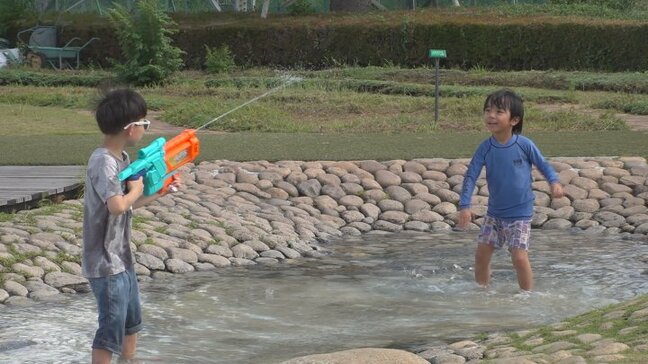 「熱中症になったりしそうな暑さ」　甲府37.5℃で全国5位の暑さ　1週間ぶりの猛暑日　山梨|TBS NEWS DIG