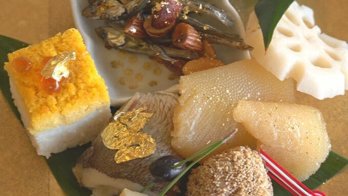 “お重を使わない”現代的スタイルおせち エビの酒蒸しや黒豆チーズに金箔も　|　石川県のニュース｜MRO北陸放送